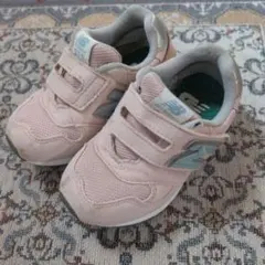 new balance ピンク スニーカー 313
