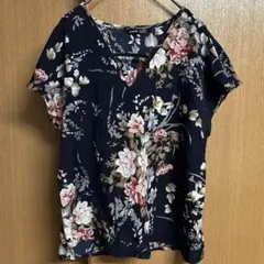美品✨SHEIN【S】ネイビー 花柄 半袖Tシャツ チュニック Vネックのサムネイル