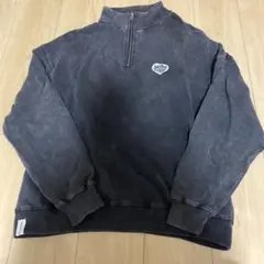 Selfie Freak ハーフジップスウェット