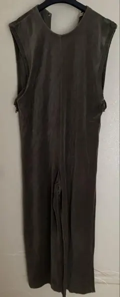 トゥモローランド　オールインワンのサムネイル