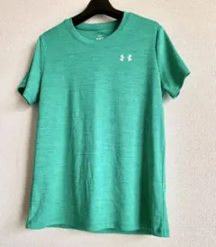 【美品】アンダーアーマー 半袖Tシャツ レディースM グリーン系スポーツウェアのサムネイル
