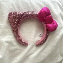 ユニバ　キティ　スパンコール　カチューシャ