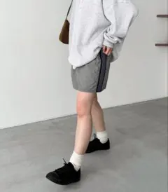キャナルジーン　サイドラインナイロンショートパンツのサムネイル