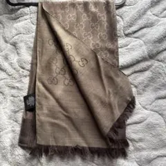 新品未使用GUCCI GGパターンストール 140x140cm 男女兼用※茶色系 新品未使用GUCCI GGパターンストール 140x140cm 男女兼用※茶色系