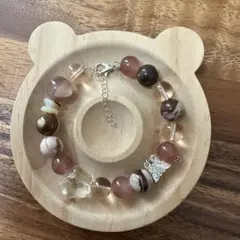 天然石ビーズブレスレット 蝶のチャーム付き