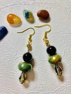 ハンドメイドピアス