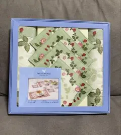 ウェッジウッド ワイルドストロベリーティーマット2枚 コースター4枚 新品未使用