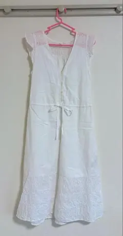 Item thumbnail for item 42de55c0-7f75-4c70-9af1-3076e94afb4d