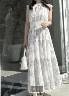 リランドチュール LAURA ASHLEYコラボ パフスリーブプリントワンピース