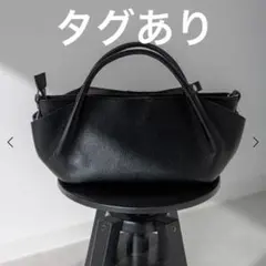Aga カウレザー スクエアミニバッグ アーガ - メルカリ