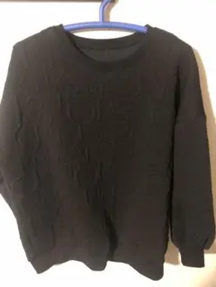 ブラック Mサイズ エンボススウェット