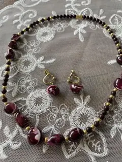 エスニックパープルブラックゴールド　ネックレスとイヤリング