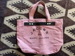 MARC JACOBS ロゴ入りピンクトートバッグ