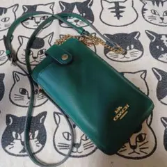 COACH スマホショルダーバッグ グリーン 中古のサムネイル