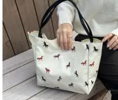 russet トートバッグ FREE ホワイト 馬プリント