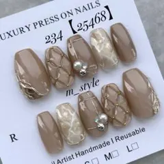 【234】現品✳︎ベージュマグネット　奥行き天然石　ショートバレリーナ