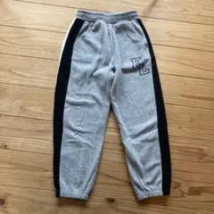 130 グレー 裏起毛 ロングパンツ ストレッチパンツ　スウェットパンツ