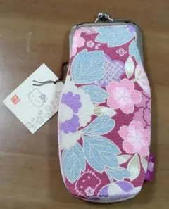 ハローキティ　ソフトめがねケース・マルチケース