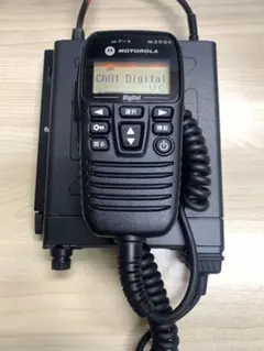 モトローラ デジタル簡易 車載　5W GDB4000 1台セット 中古品 モトローラ デジタル簡易 車載 5W GDB4000 1台セット 中古品 - メルカリ