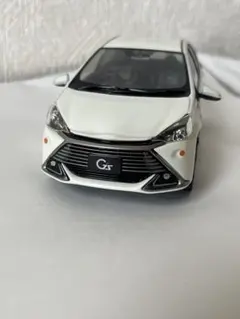 Item thumbnail for item dff35ebf-6517-4dab-a58d-80b660135a59