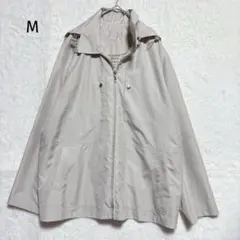 ベージュ フード付きジャケット　M 【美品】