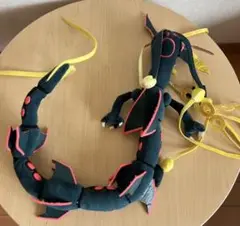 ポケモン　メガレックウザ黒色ぬいぐるみ【値引き】