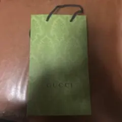 GUCCI エンボス加工 ショッパー