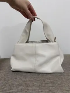 ホワイト ハンドバッグ