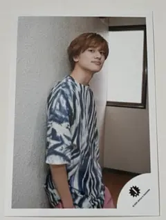 Item thumbnail for item 07625d46-b174-4241-b313-ddea5e08e6f3