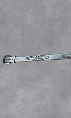 HTC似　スタッズベルト　Lee アメカジ　ホワイト