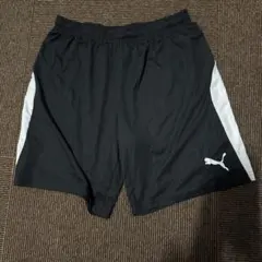 PUMA ハーフパンツ 黒/白
