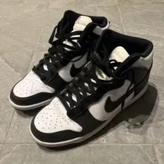 NIKE DUNK HIGH パンダ