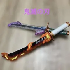 鬼滅の刃　DX日輪刀　煉獄杏寿郎 鬼滅の刃 胡蝶しのぶ　日輪刀