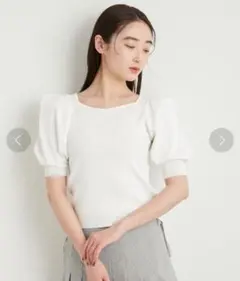 Lily Brown オフショルダー パフスリーブ トップス