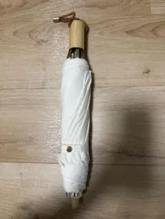 新品未使用　完全遮光 晴雨兼用 日傘 しーちゃん 成瀬愛里さん　ベージュ 完全遮光 100% 晴雨兼用日傘 しいちゃん 成瀬愛里 新品未使用 ベージュ