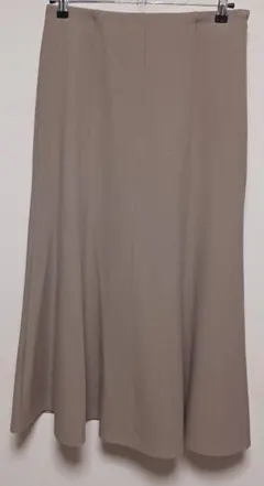 GU マーメイドスカート XL ベージュ ロング丈 裏地ありきれいめ