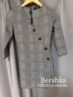 Bershka ベルシュカ　ミニワンピース