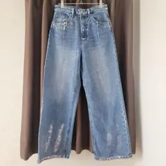 Item thumbnail for item e96658ea-9a1f-4827-aaf6-7fab0868e5ea