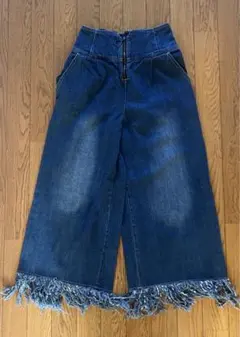 Item thumbnail for item 1633d3fb-2376-4573-a832-69df96720101