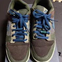 ナイキ スニーカー ブラウン グリーン