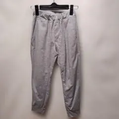 ユニクロUNIQLO子供服キッズ杢グレー 薄手素材ジョガーパンツ140