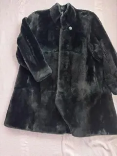 ダークグリーン フェイクファーコート ボタン付き　高見え