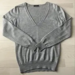 INED グレー Vネック ニットセーター サイズ9