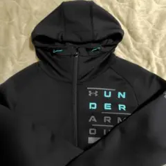 Under Armour ブラック フルジップパーカー