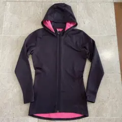 アンダーアーマー ジャケット 細身 ランニング ヨガ ピラティス 黒 ピンク