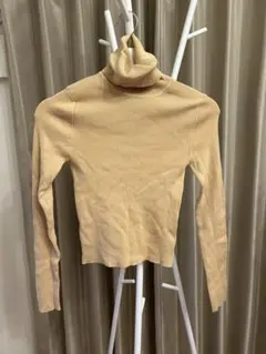 ZARA⭐️ベージュ タートルネックニット 長袖