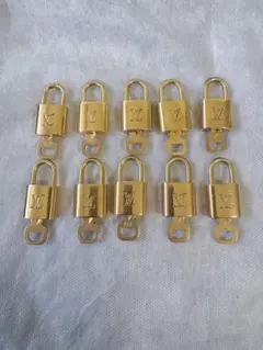 Item thumbnail for item e8c8bc85-a249-423d-b9c3-d40243f12e03