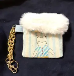猫柄 ポーチ ファー付き チェーン付き　かわいい　ミニ