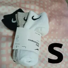 Nike 【新品未使用】【匿名配送】　ナイキ　　ソックス　3足セット