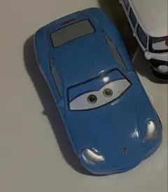 カーズ トミカ サリー
